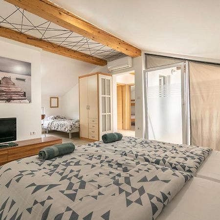 Hangar Apartments Izola Kültér fotó