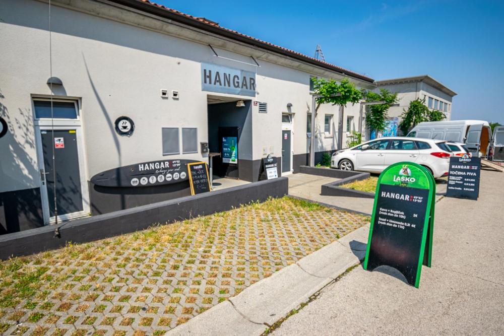 Hangar Apartments Izola Kültér fotó