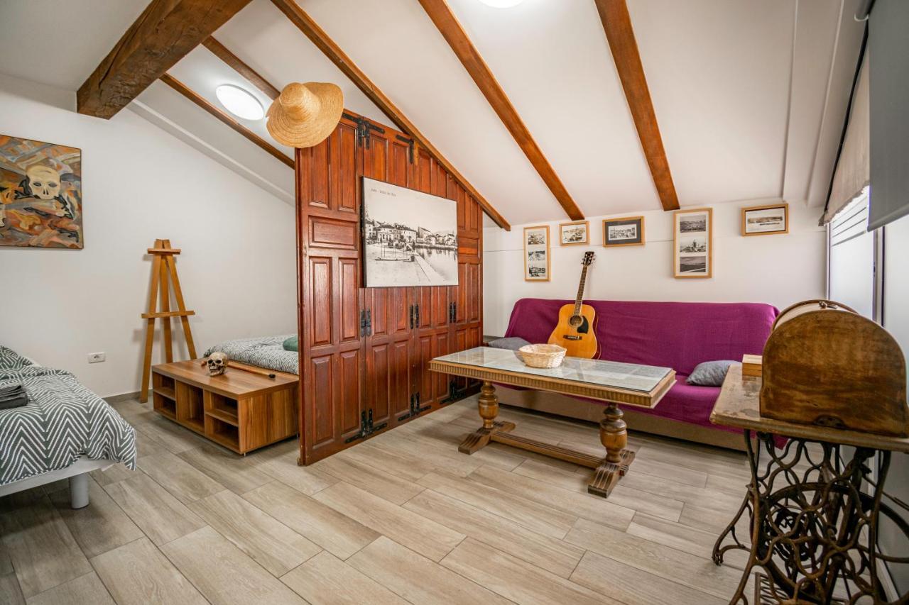 Hangar Apartments Izola Kültér fotó