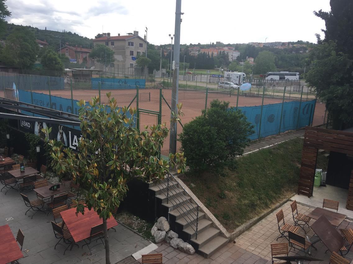 Hangar Apartments Izola Kültér fotó